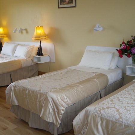 Redwood Bed & Breakfast Dunrine ภายนอก รูปภาพ