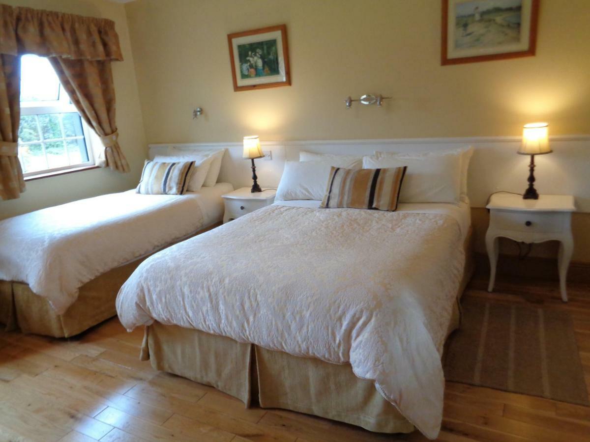 Redwood Bed & Breakfast Dunrine ภายนอก รูปภาพ
