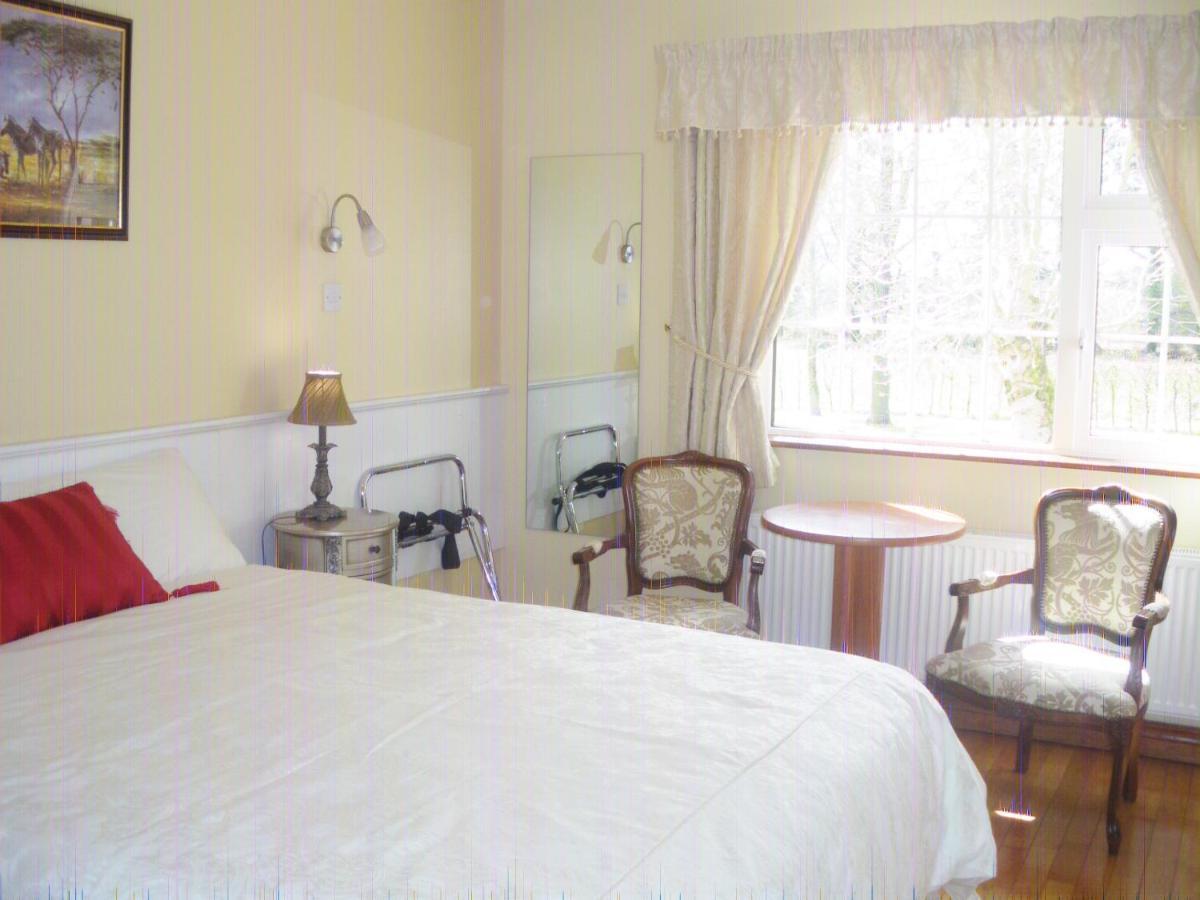 Redwood Bed & Breakfast Dunrine ภายนอก รูปภาพ